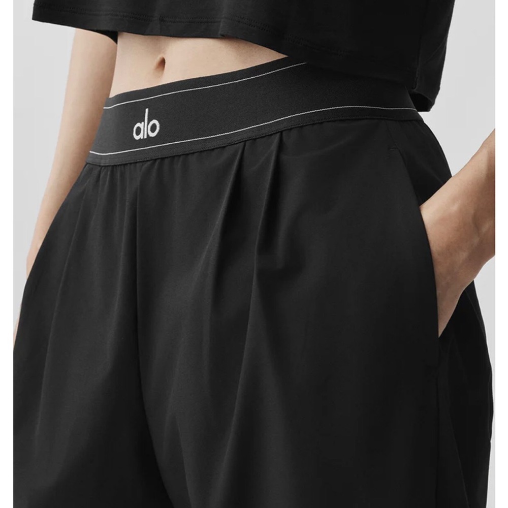 ALO Yoga Black High-Rise Wide Leg Lounge Pants Size L NWOT - Picture 3 of 9